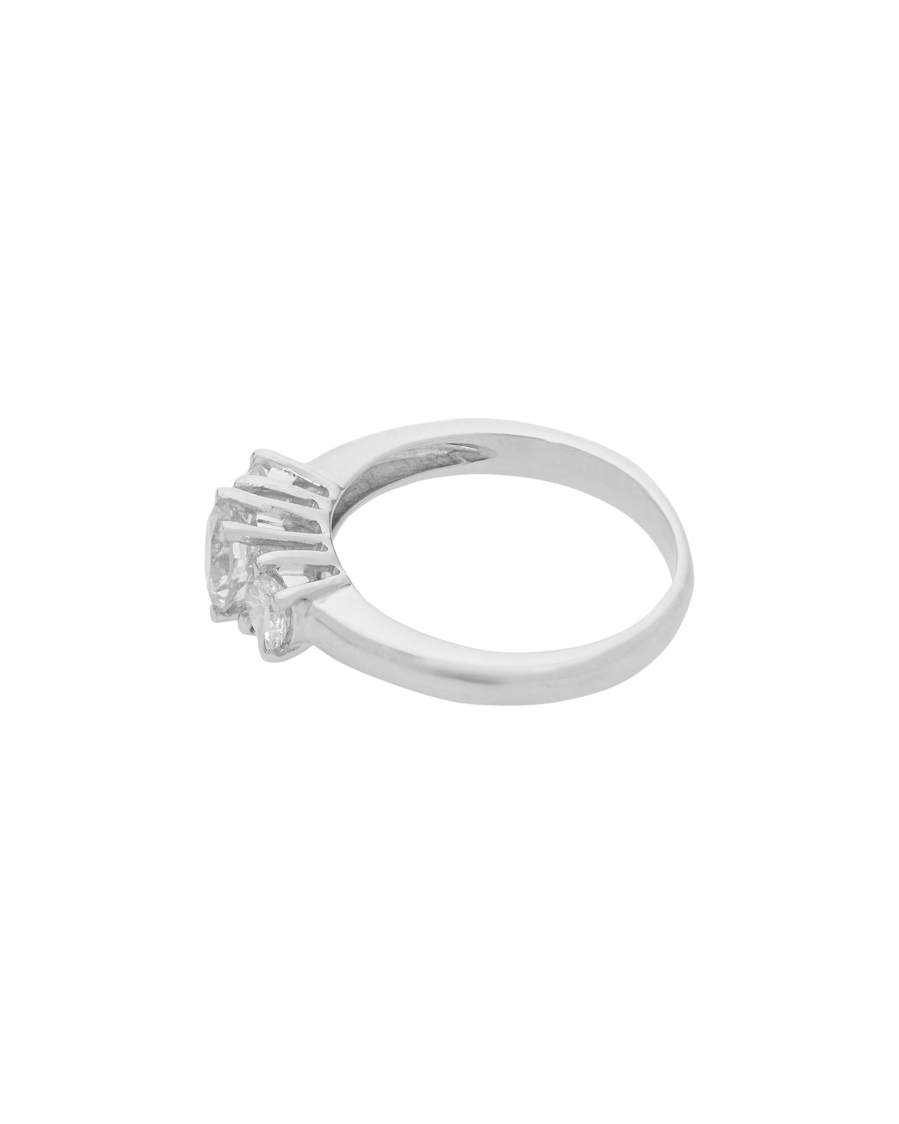 Anello trilogy in oro bianco con diamanti 1,09 ct-2