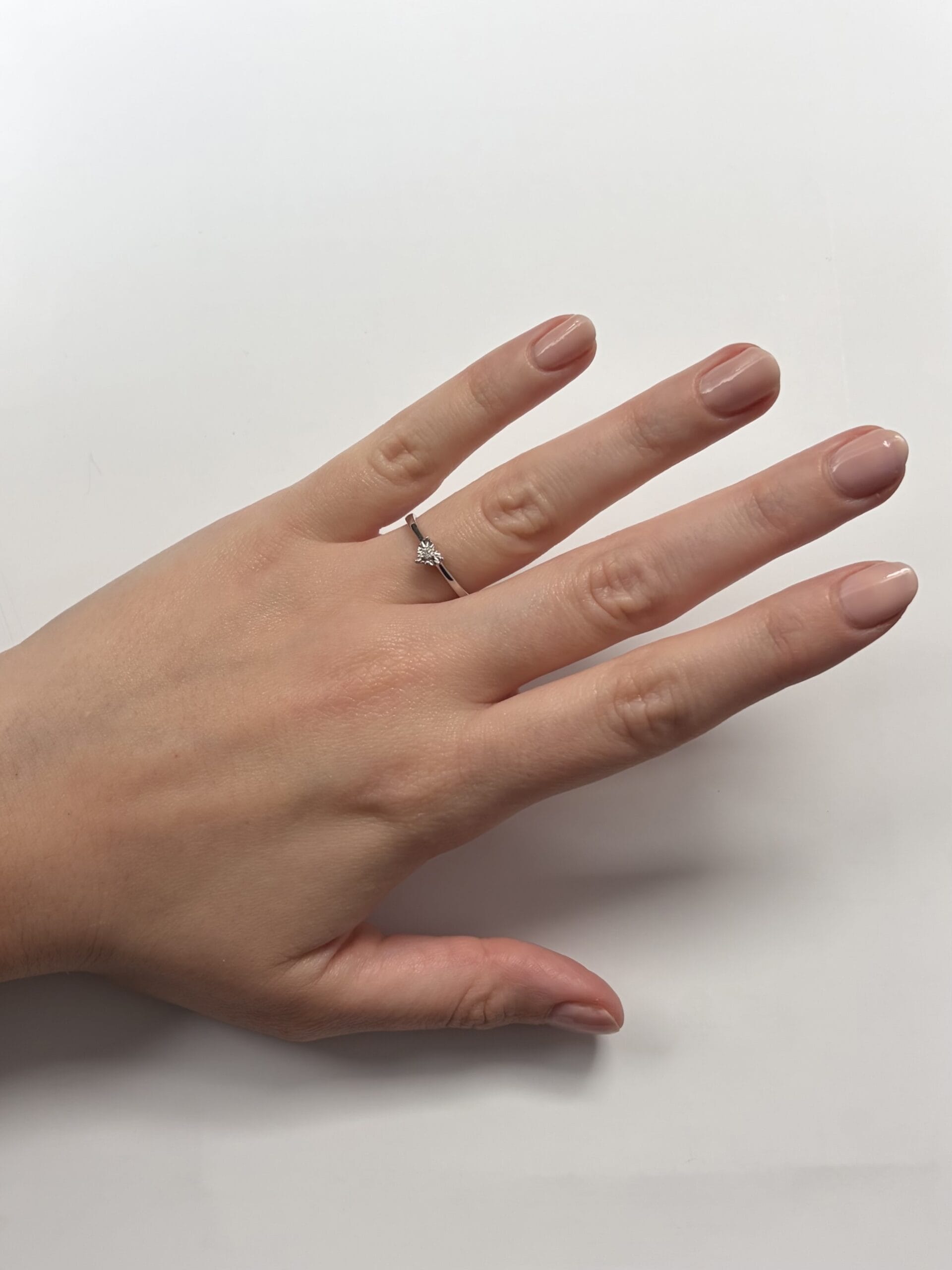 Anello solitario stroili castone a cuore in oro bianco con diamante 0,025 ct-4