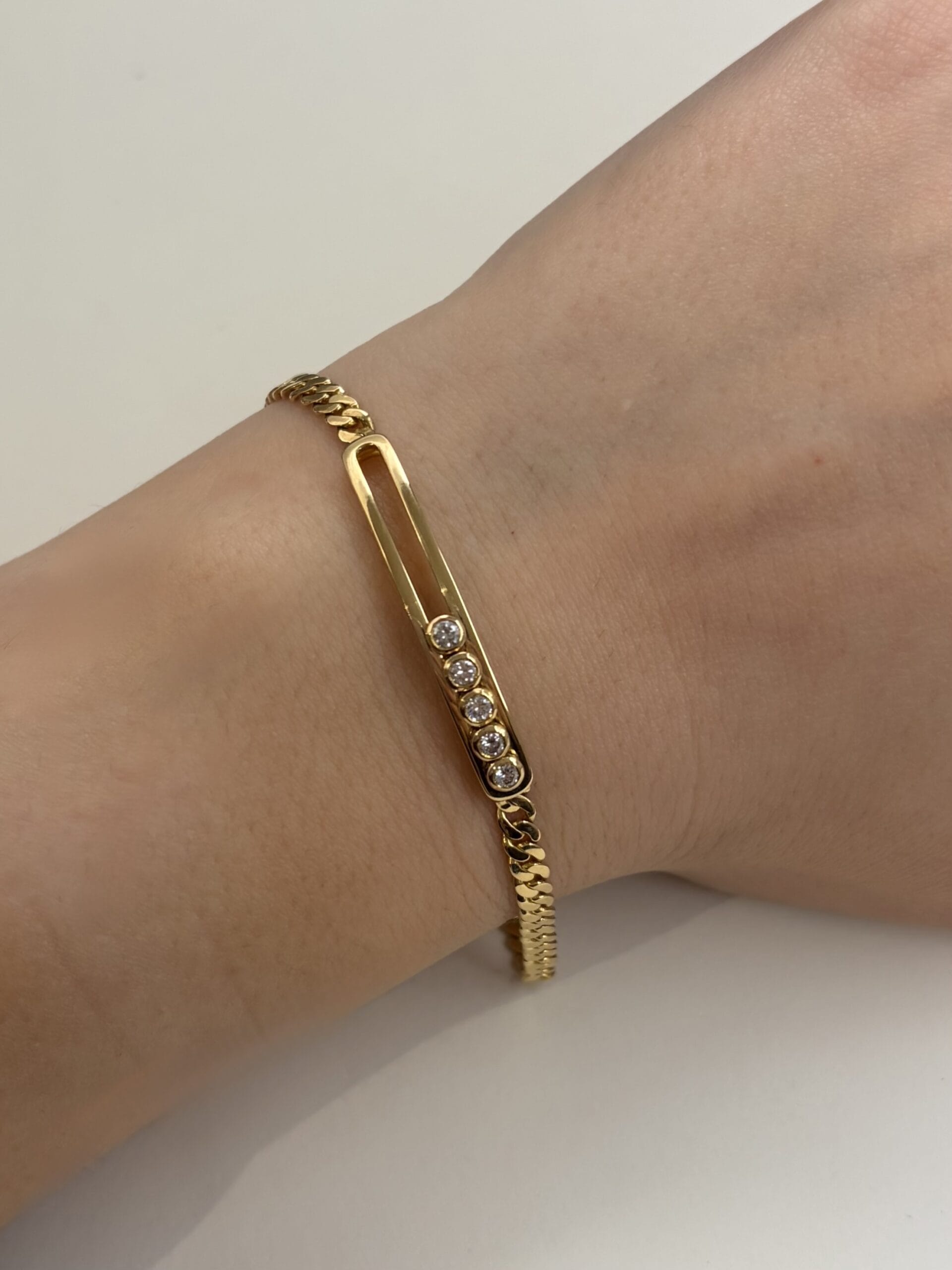 Bracciale groumette in oro giallo con diamanti mobili-3