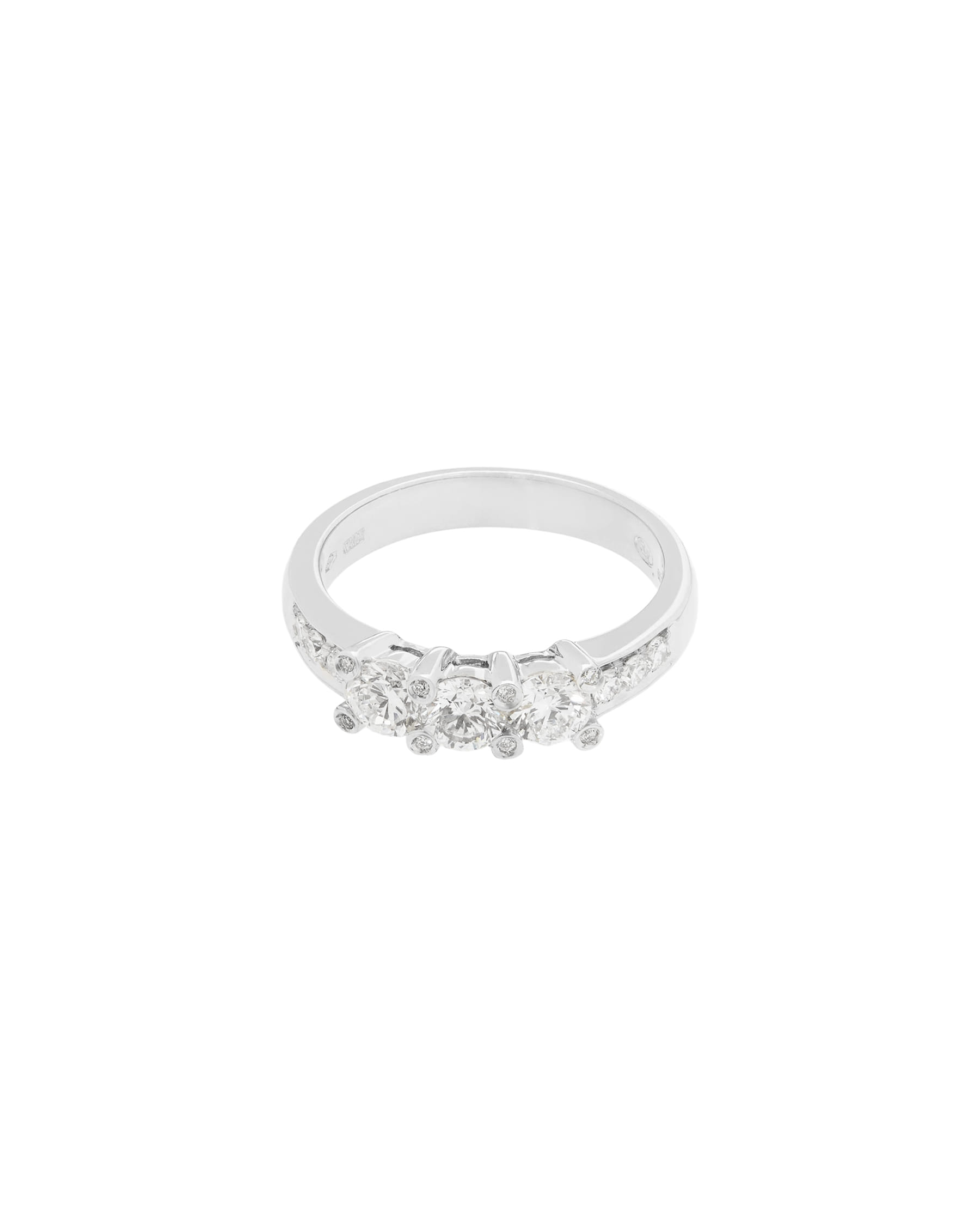 Anello trilogy in oro bianco con diamanti sul gambo-1