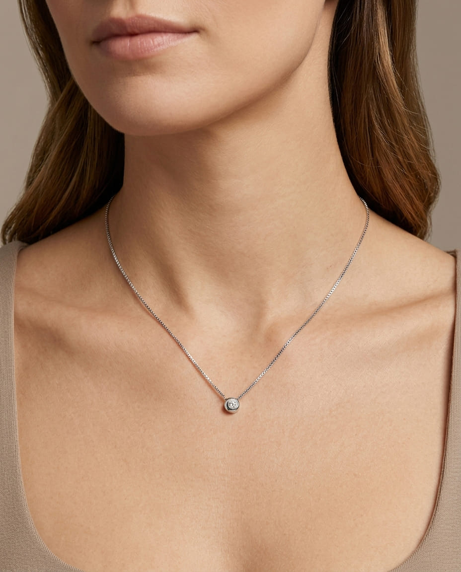 Catenina punto luce cipollino in oro bianco con diamante 0,09 ct-3