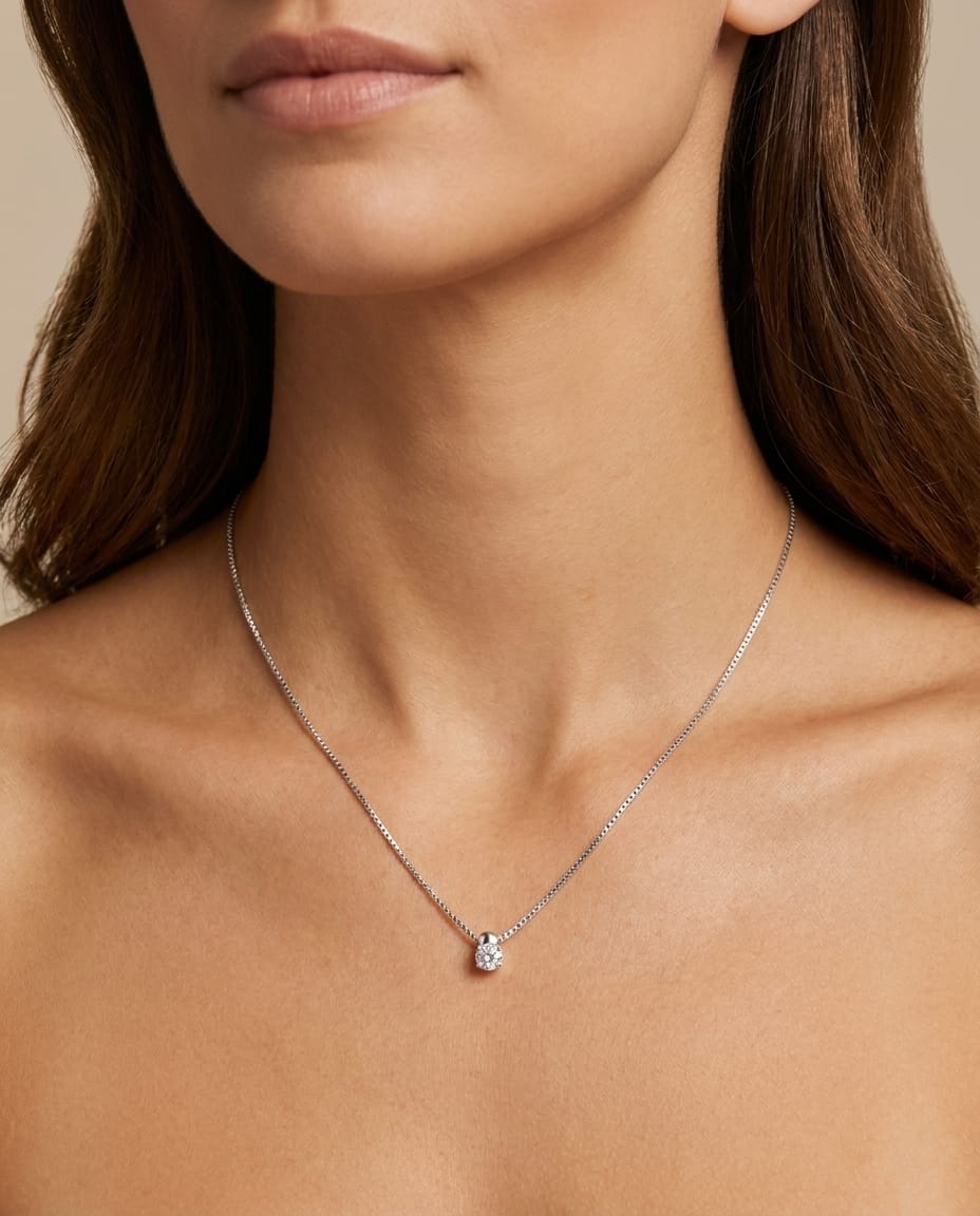 Collana punto luce in oro bianco e diamante 0,08ct-3