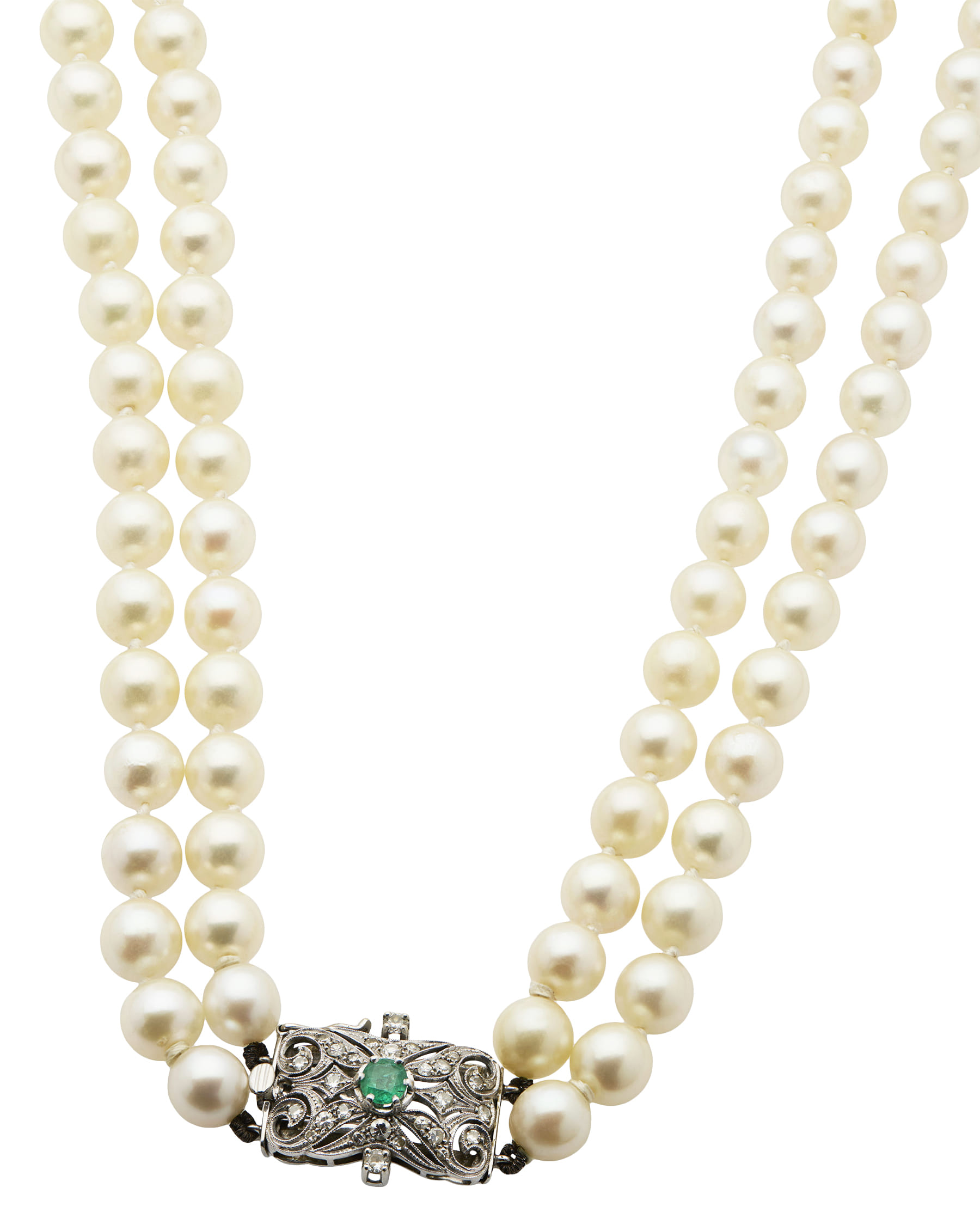 Collana con doppio filo di perle e chiusura in oro bianco con smeraldo e diamanti-1