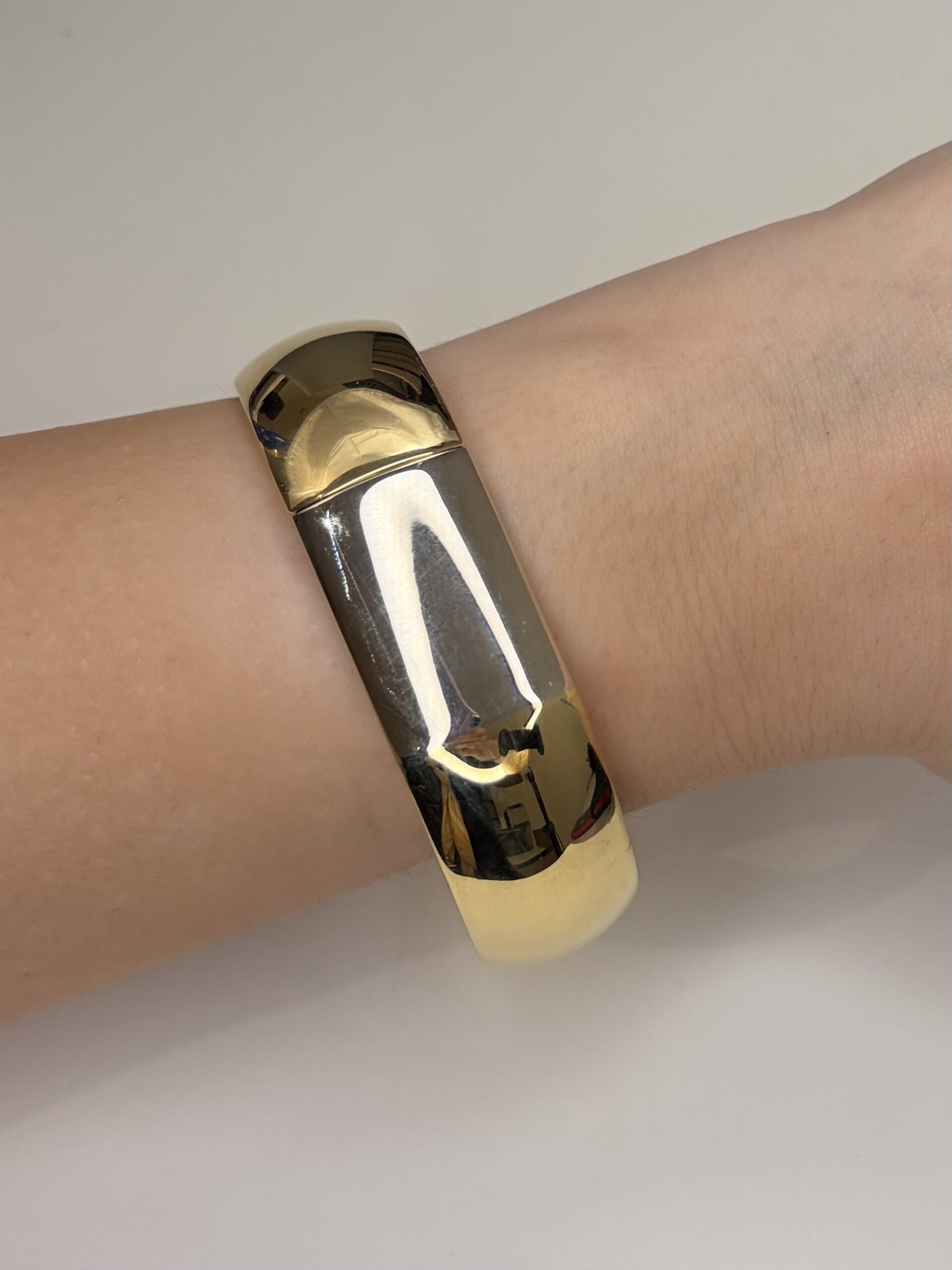 Bracciale rigido vintage pomellato oro giallo e bianco-3