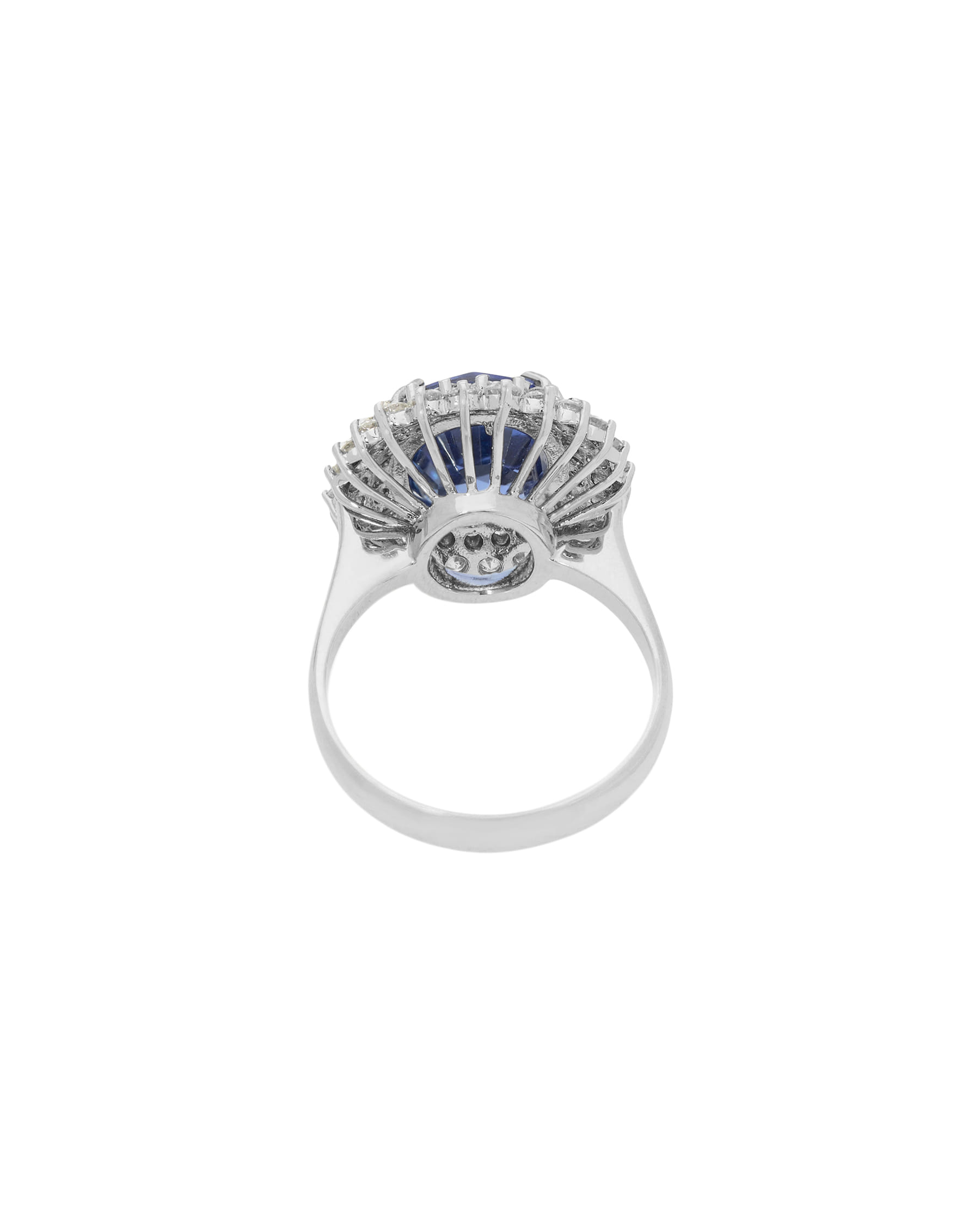 Anello fiore in oro bianco con doppio giro di diamanti e zaffiro centrale-3