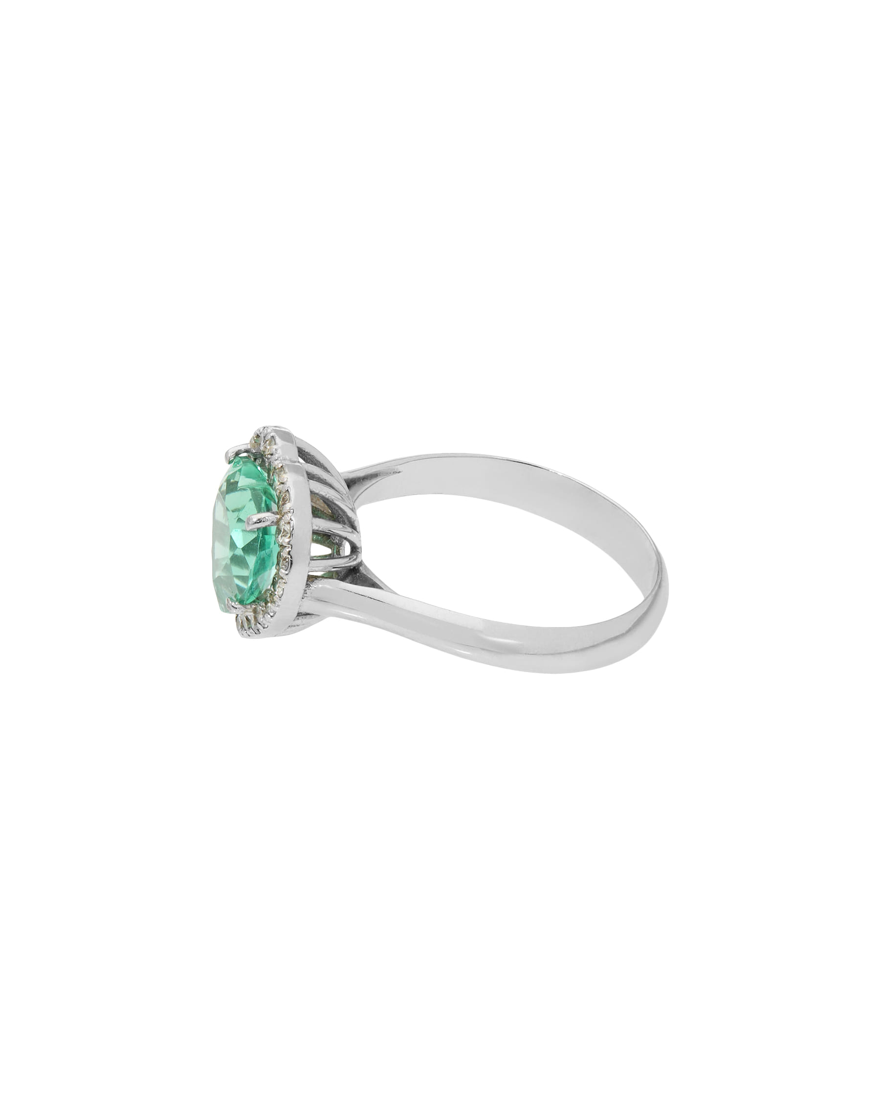 Anello in oro bianco con smeraldo a cuore e contorno di diamanti-2