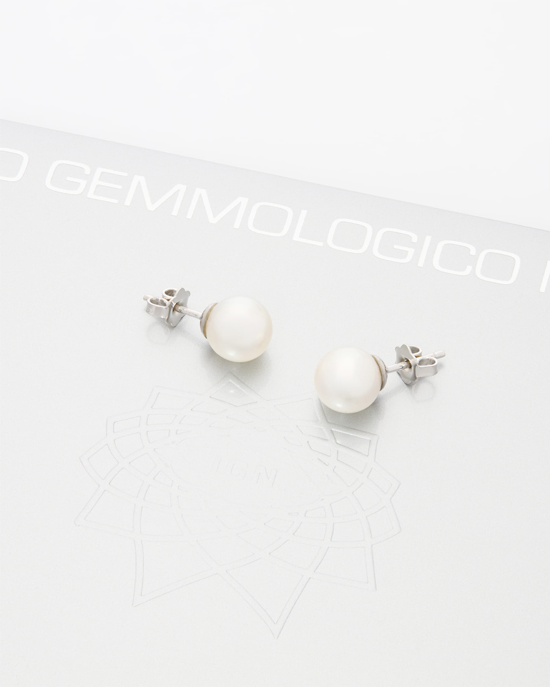 Orecchini a lobo in oro bianco con perle 9,25 mm-2
