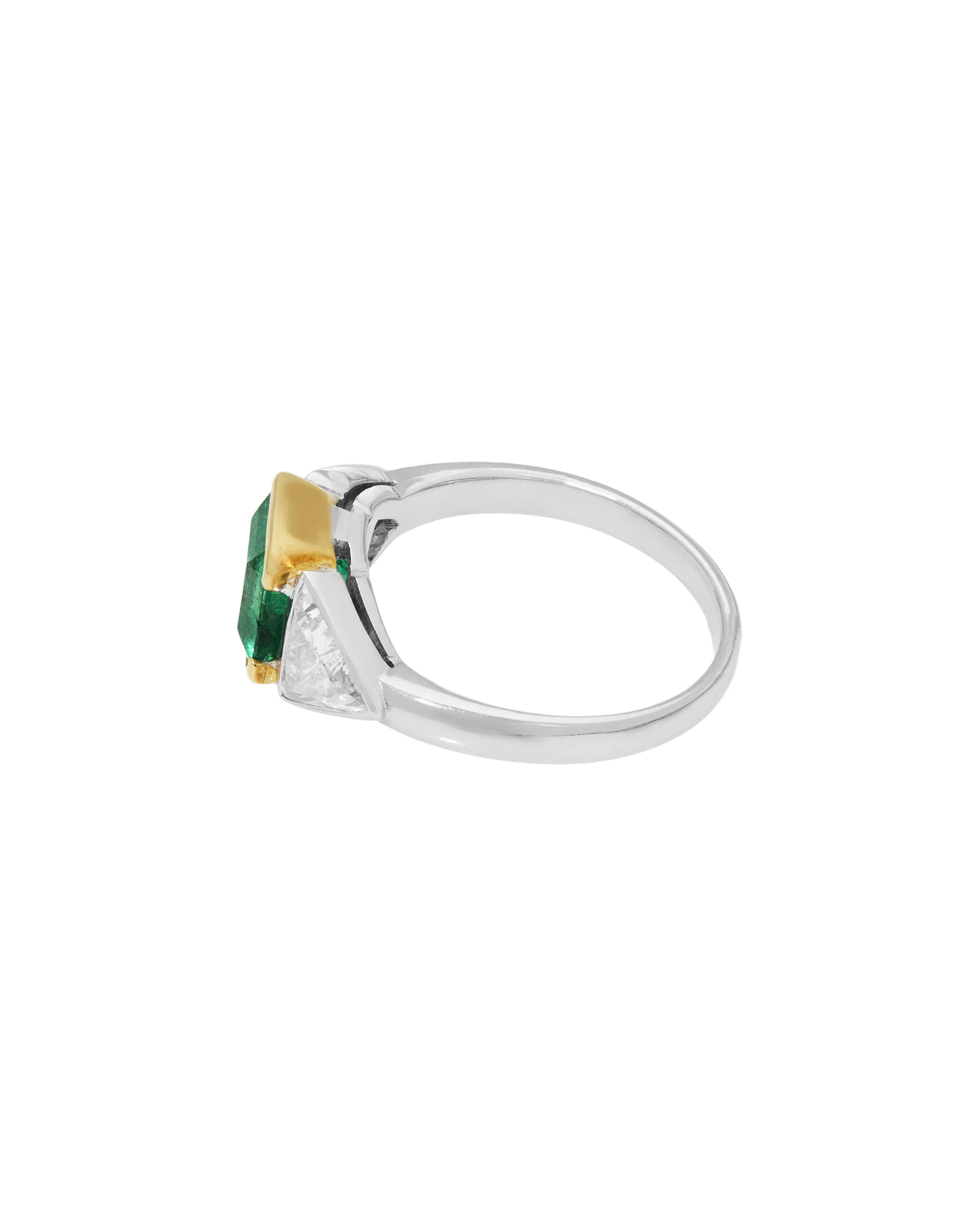 Anello trilogy in oro giallo e bianco con smeraldo e diamanti trilliant-2