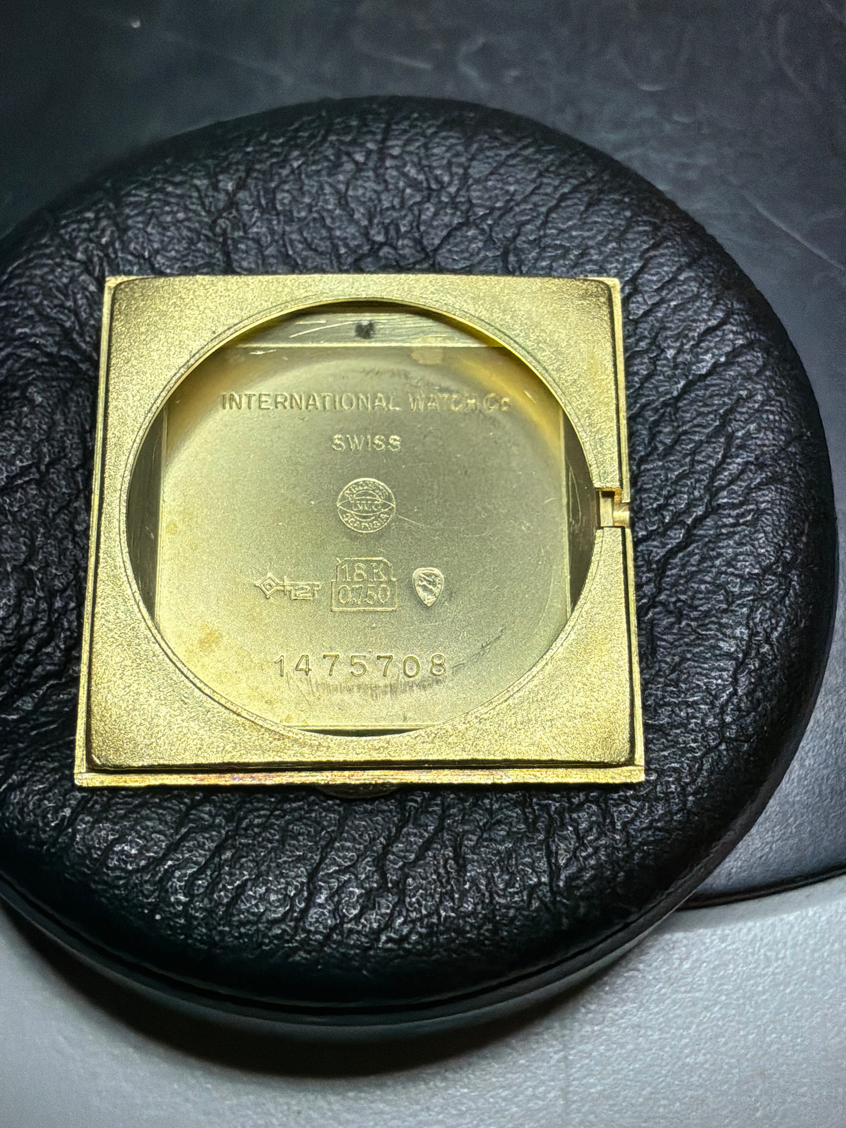 International watch co schaffhausen tank oro 18kt-8
