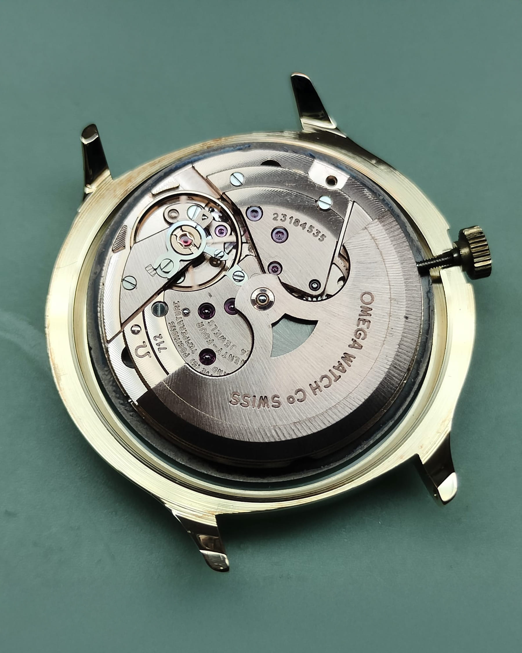 Omega constellation automatic ref 163.002 gold 18k-7