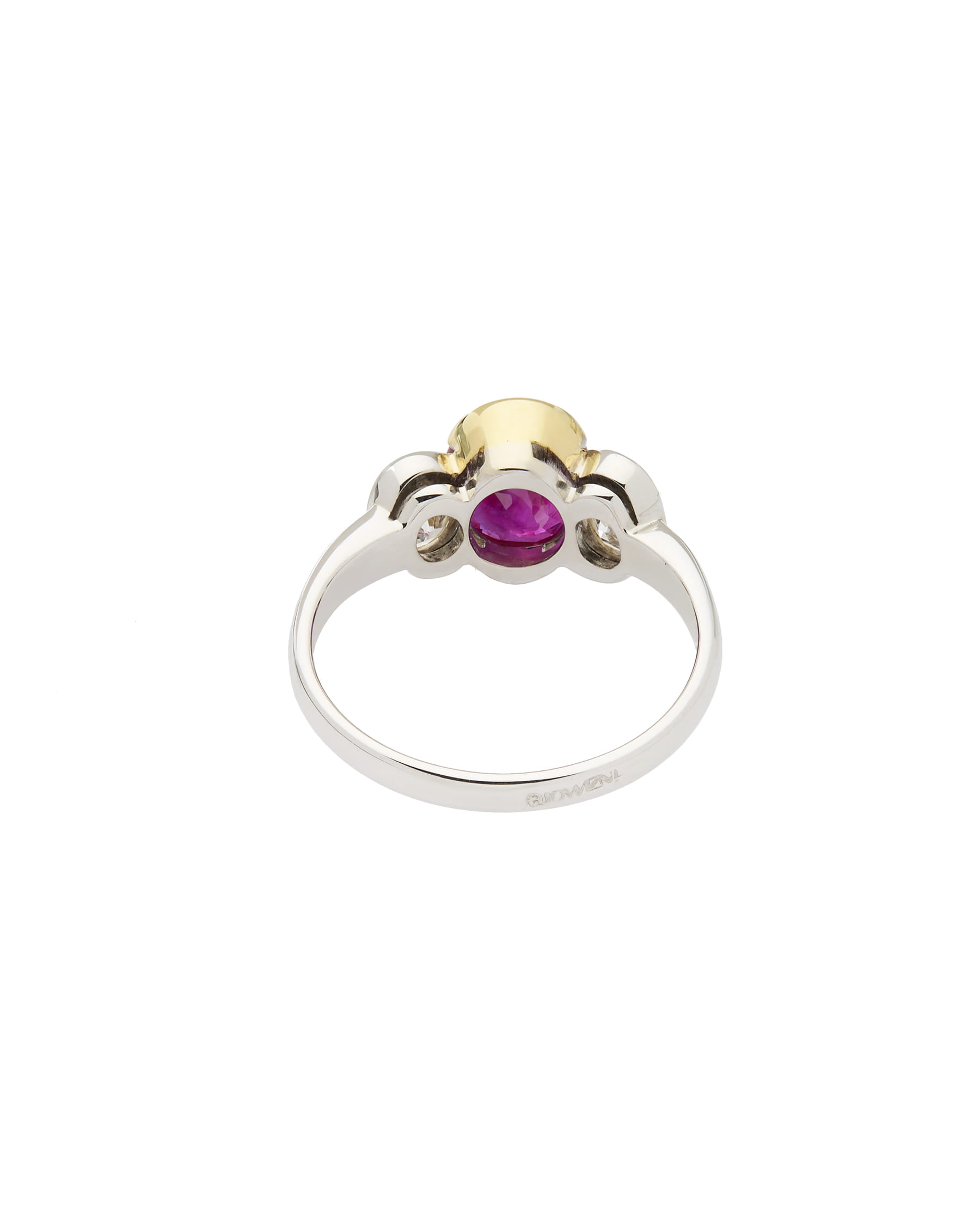 Anello in oro bianco e giallo con rubino e diamanti-3