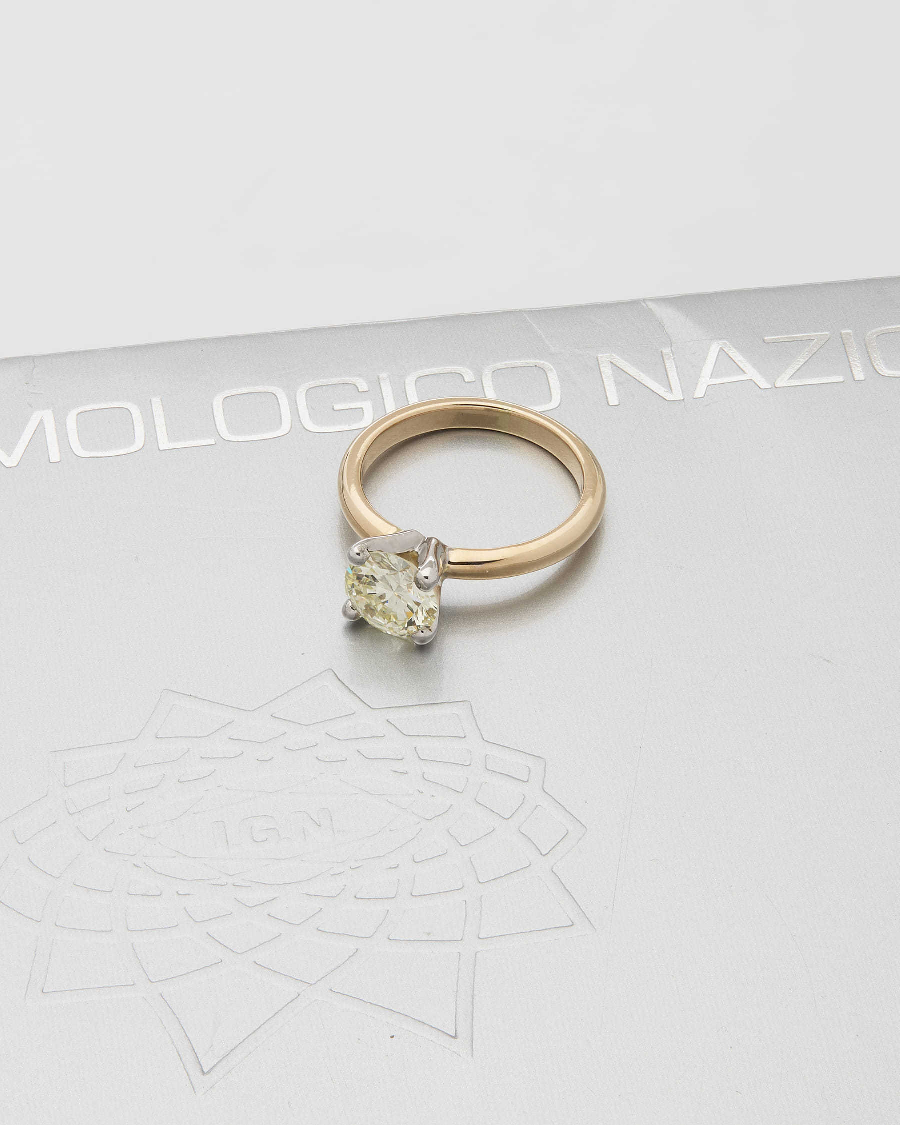 Anello solitario in oro rosa e bianco con diamante 1,70 ct-4
