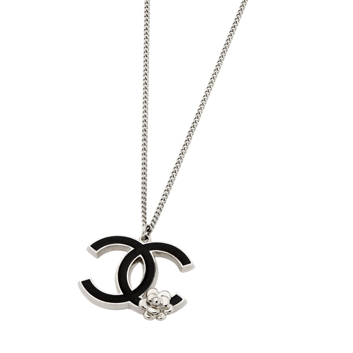 Collana Chanel in Acciaio Argentato con ciondolo CC e Smalto