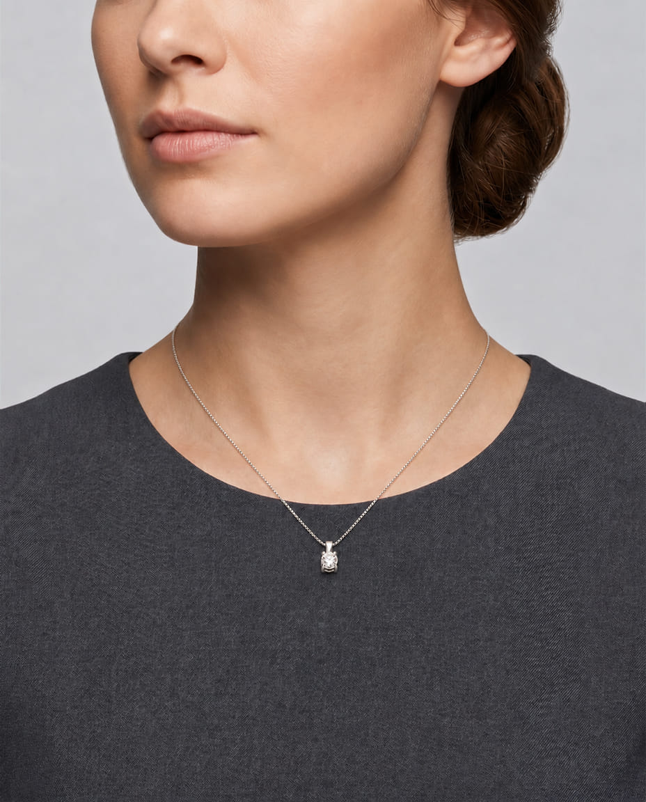 Catenina punto luce in oro bianco con diamante 0,14 ct-3