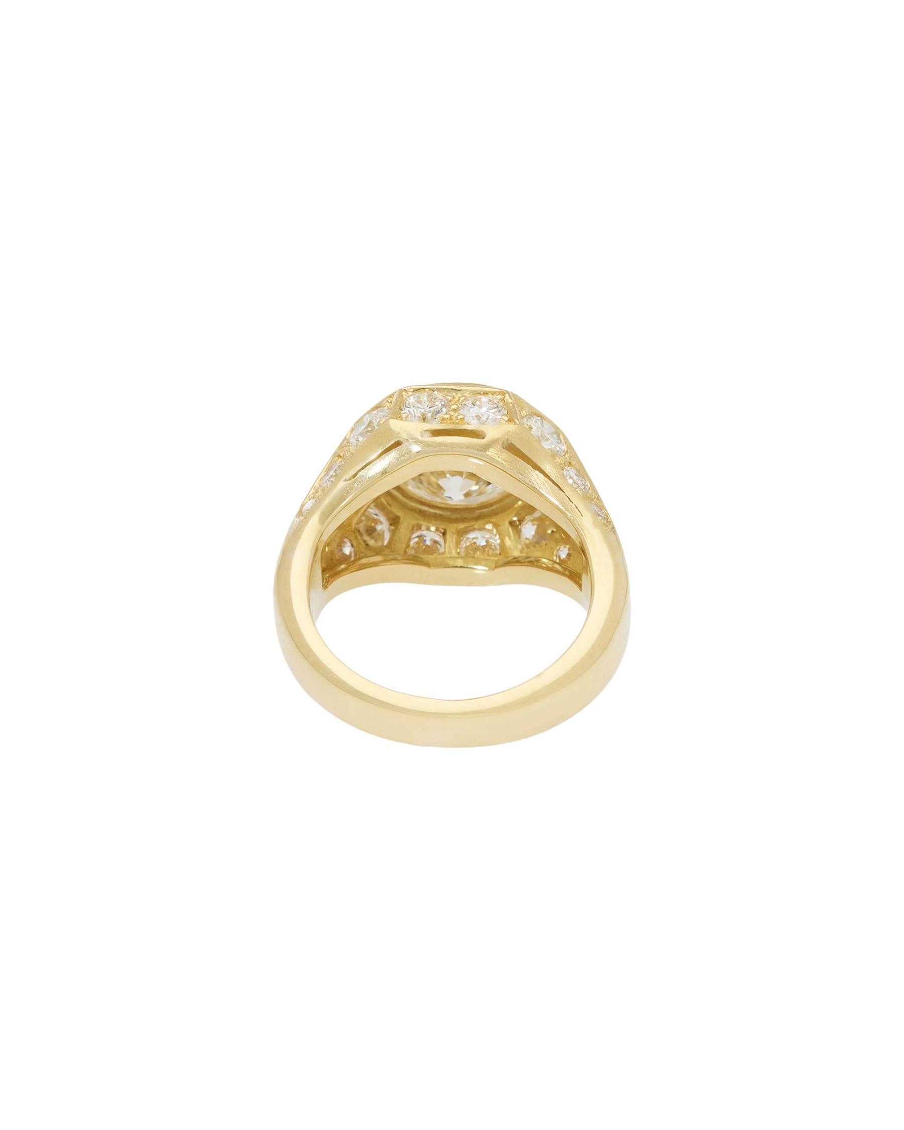 Anello sigillo in oro giallo con diamanti-3