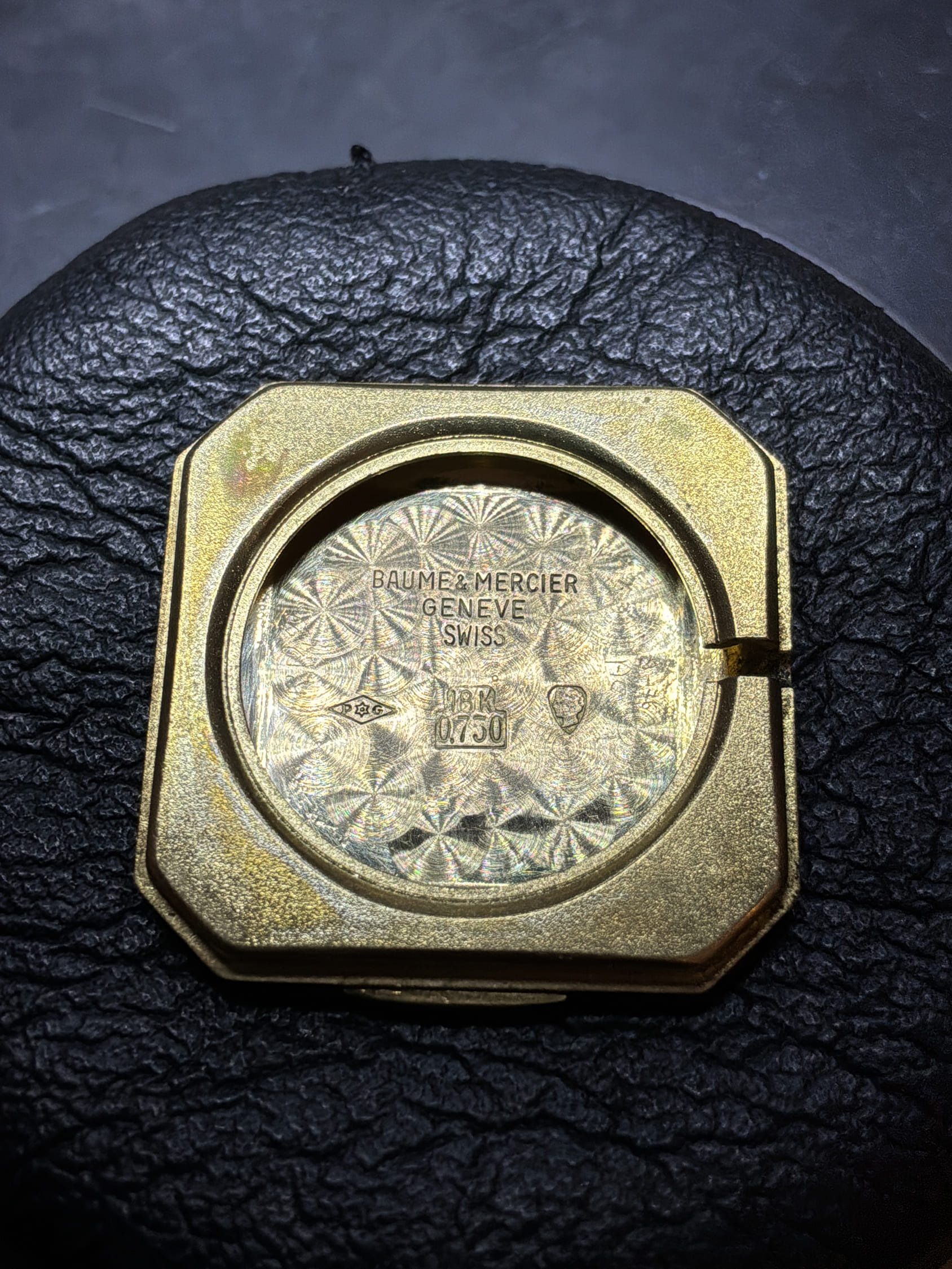 Baume & mercier ceinture 18k yellow gold 27 mm ref 38260-9