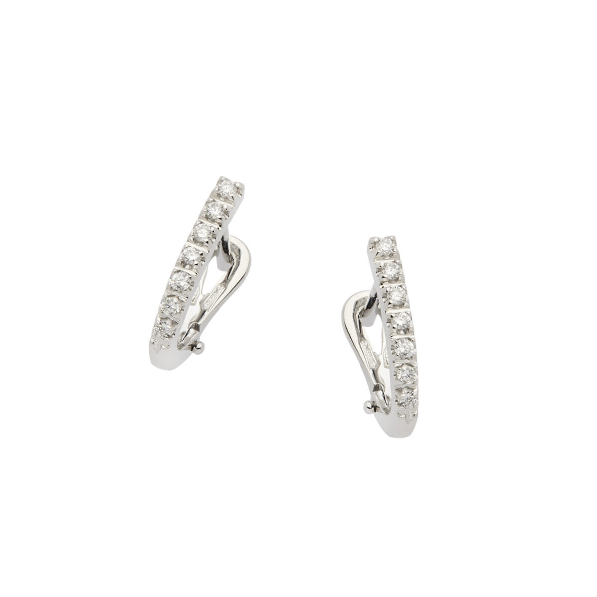 Orecchini cerchietto sgriffato in oro bianco con diamanti-1