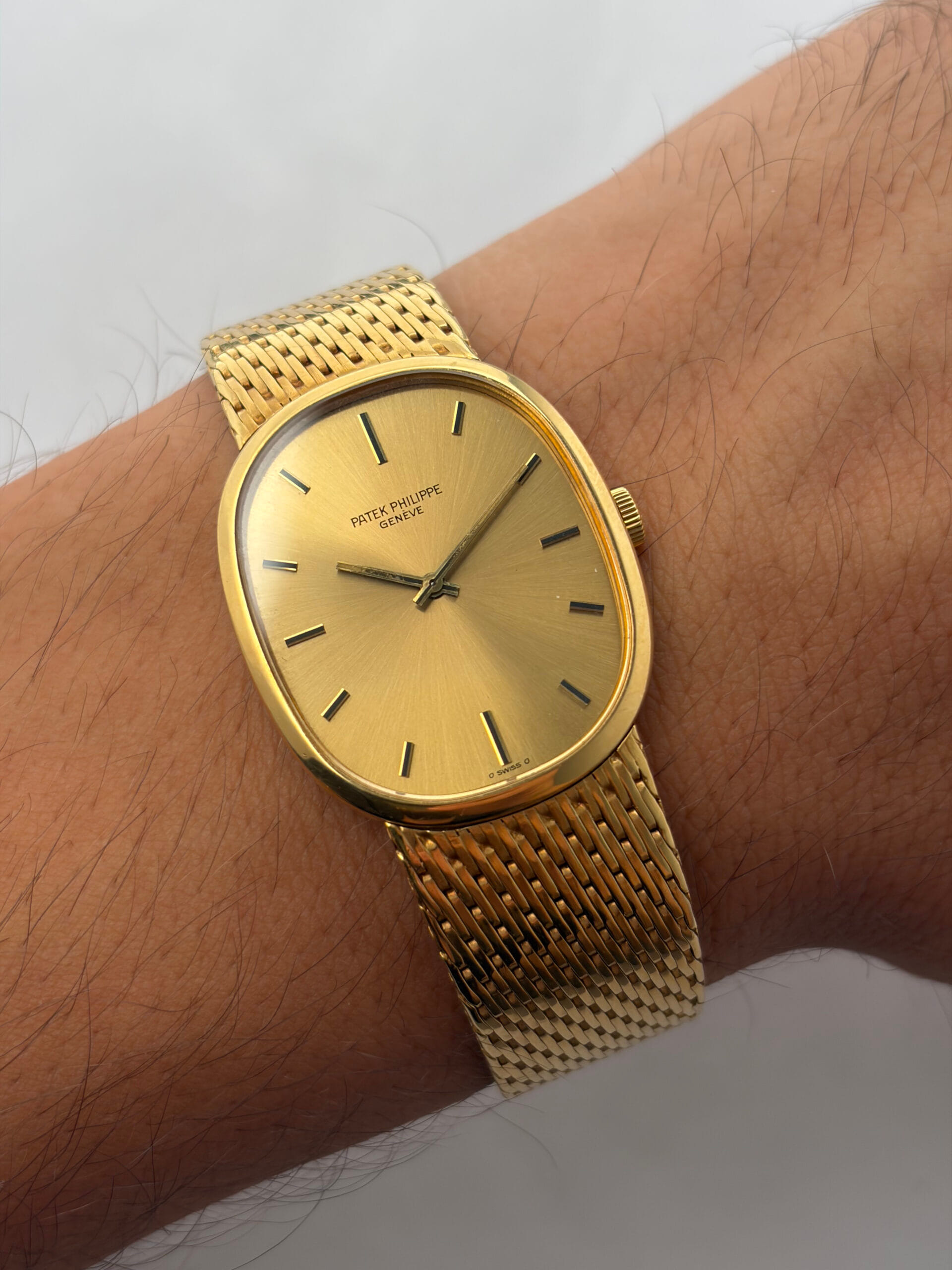 Patek philippe ellipse gold 18kt ref 3748-11