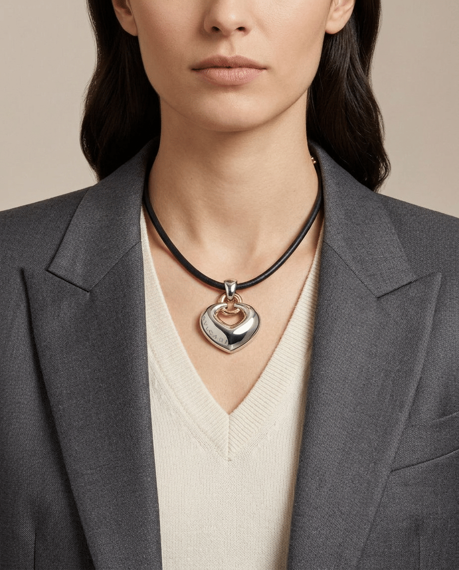 Collana bulgari con ciondolo cuore in oro giallo e bianco-5