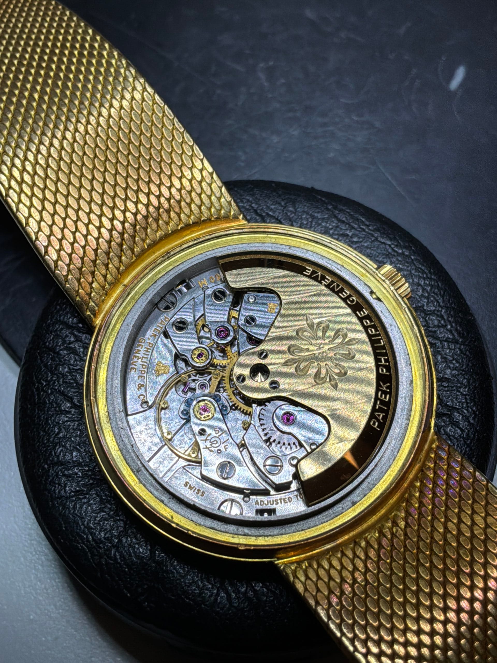 Patek philippe calatrava automatic date 3445/6 18k gold 35mm-11