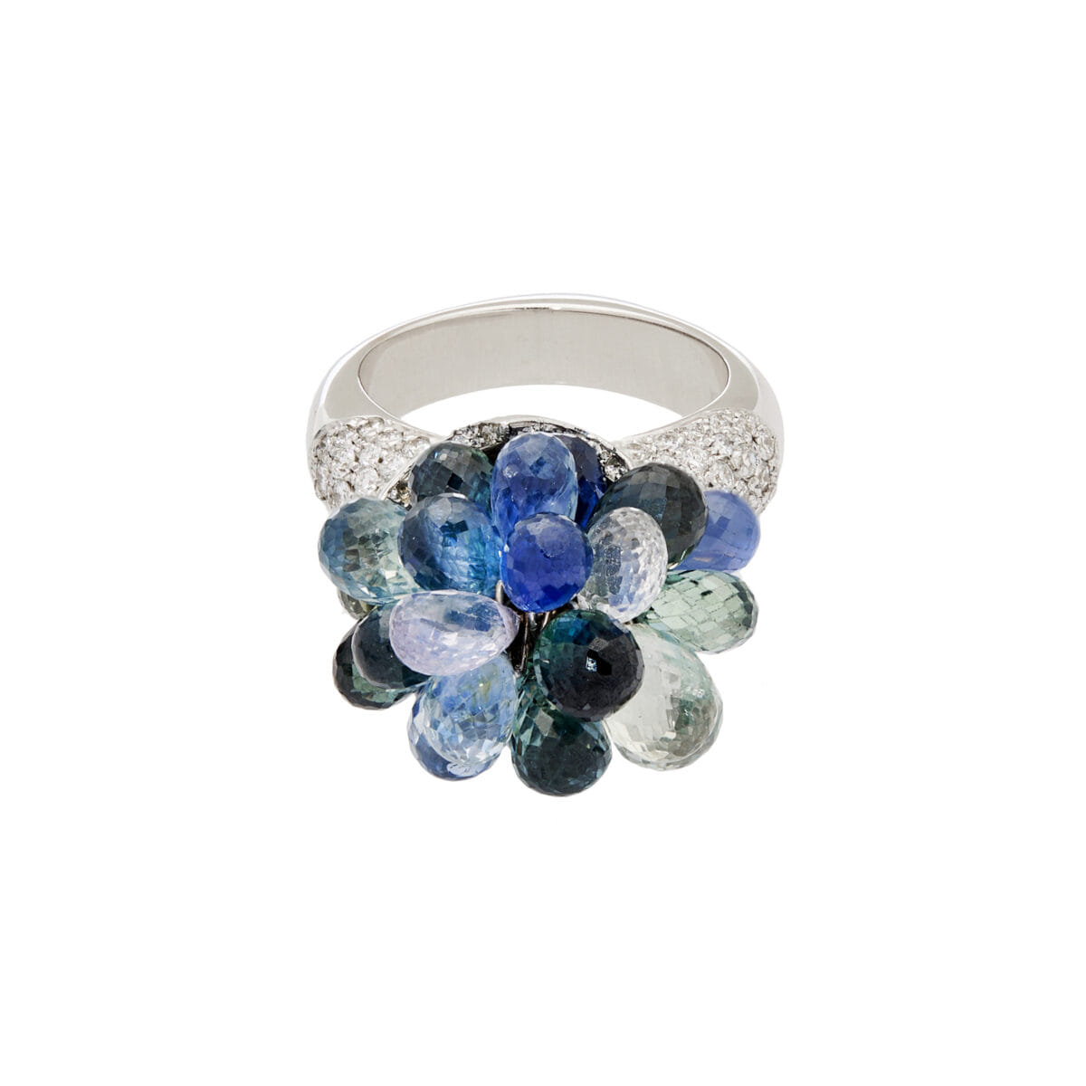 Anello in oro bianco con pavé di diamanti e zaffiri briolette-1