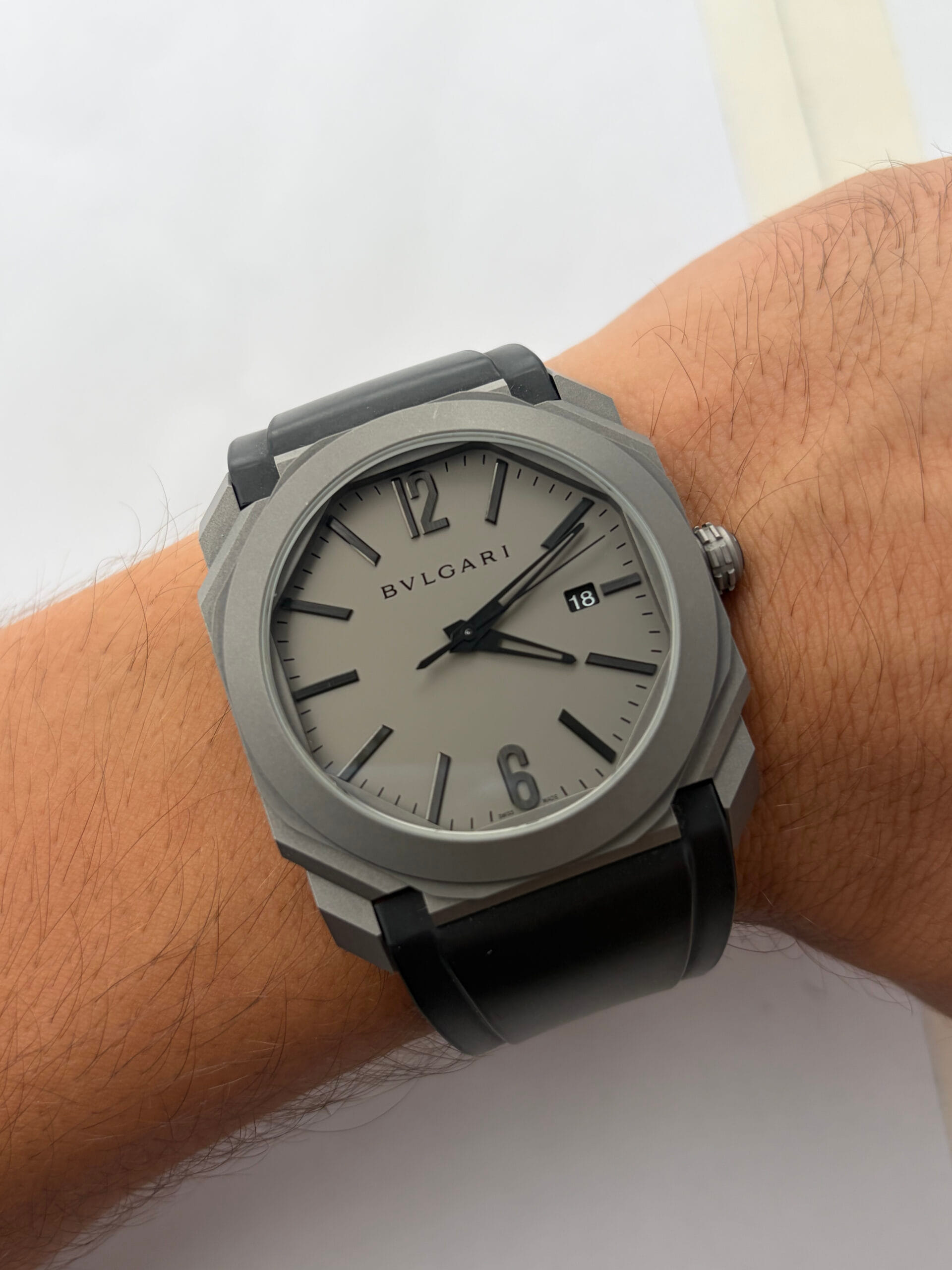 Bulgari octo titanium 41mm ref 102858 bgo41c14tvd-8