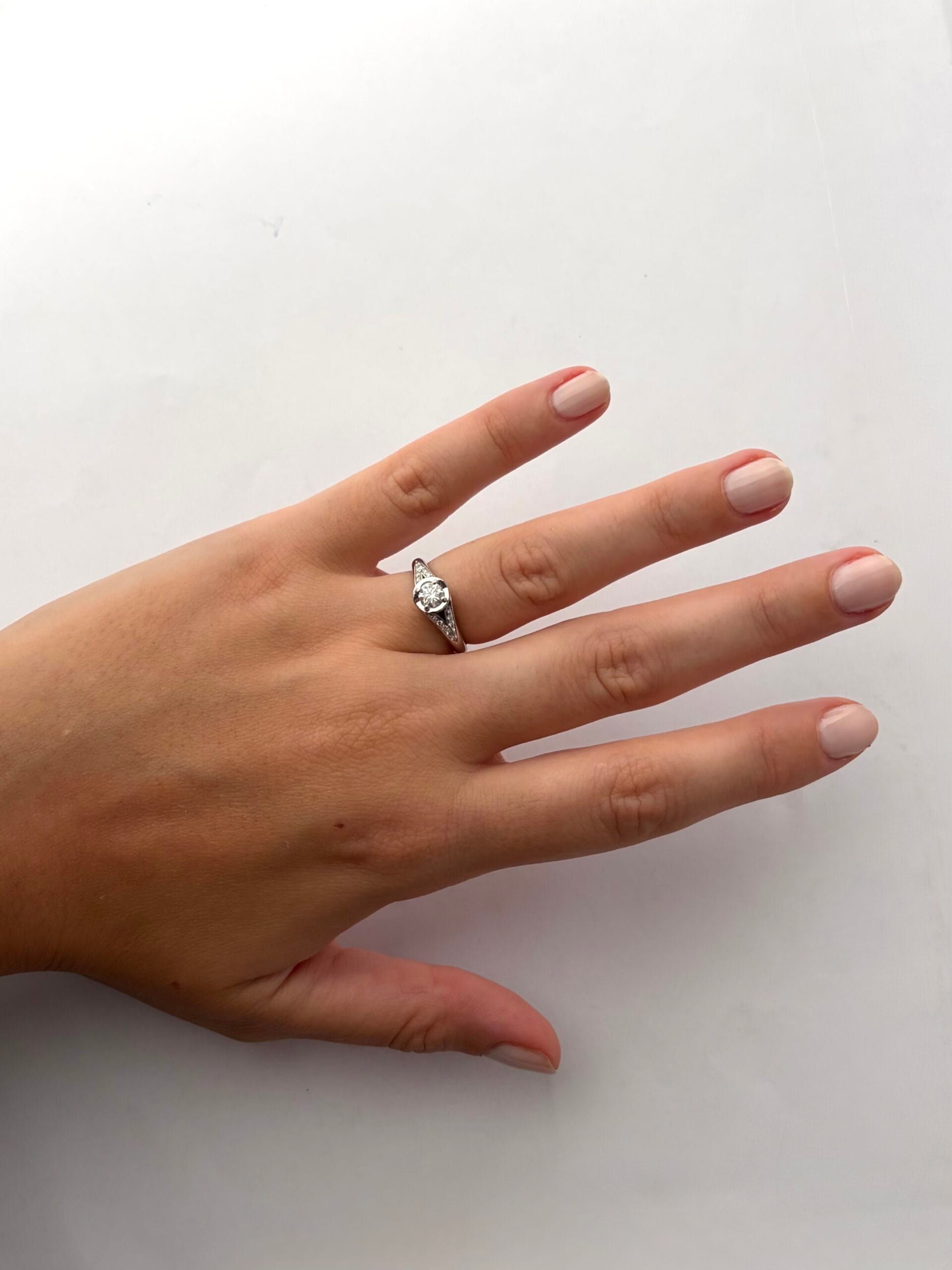 Anello incontro d'amore bulgari in platino con diamanti-5